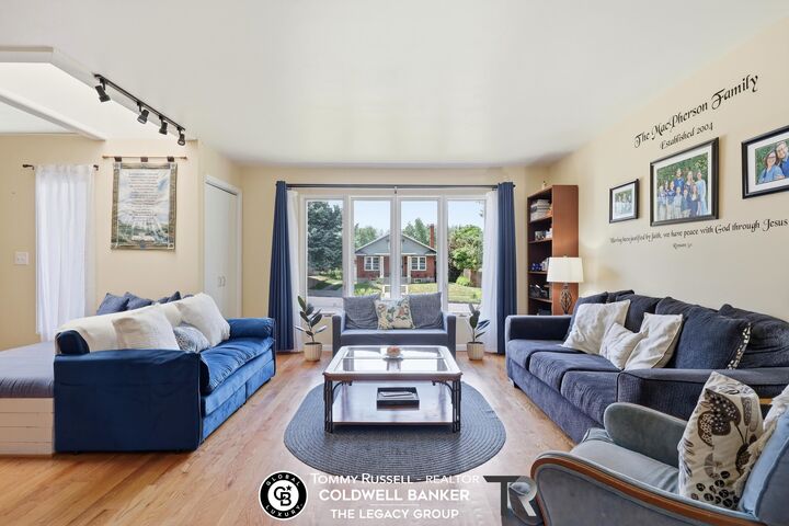 Property Photo: 1425 S Ash WY 82601