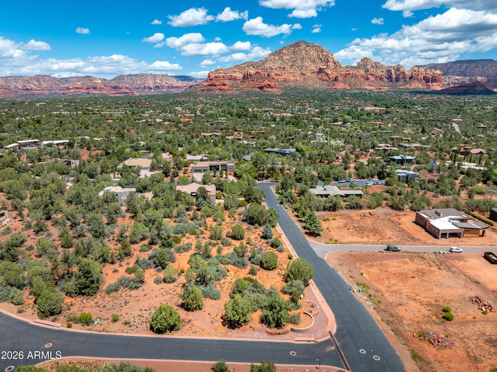 Property Photo:  3040 Calle Del Arroyo -- 1  AZ 86336 