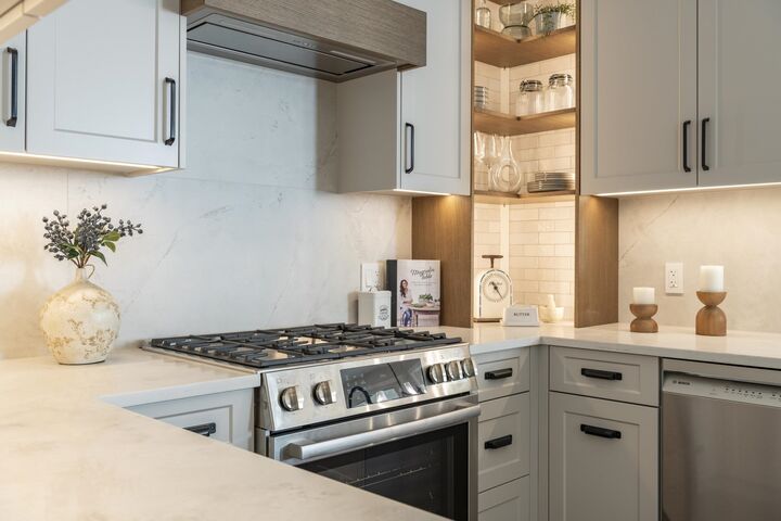 Property Photo: 4569 Arthur Drive 1 BC V4K 2X4