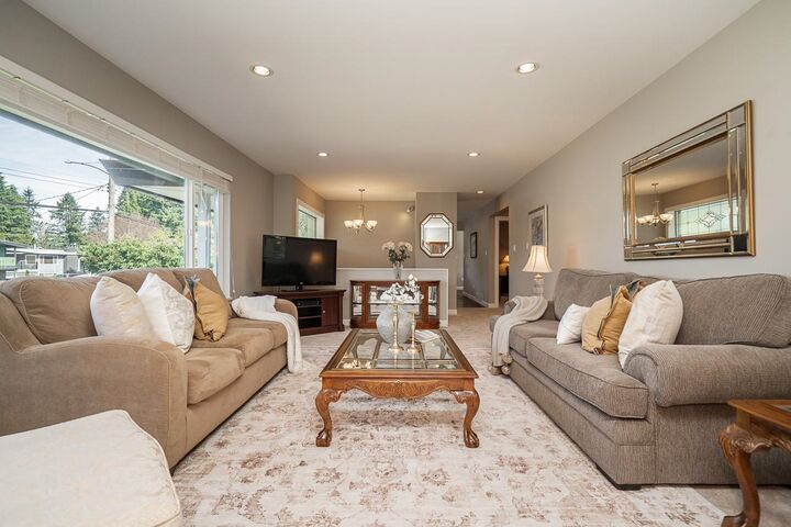 Property Photo: 1730 Westminster Avenue BC V3B 1E2