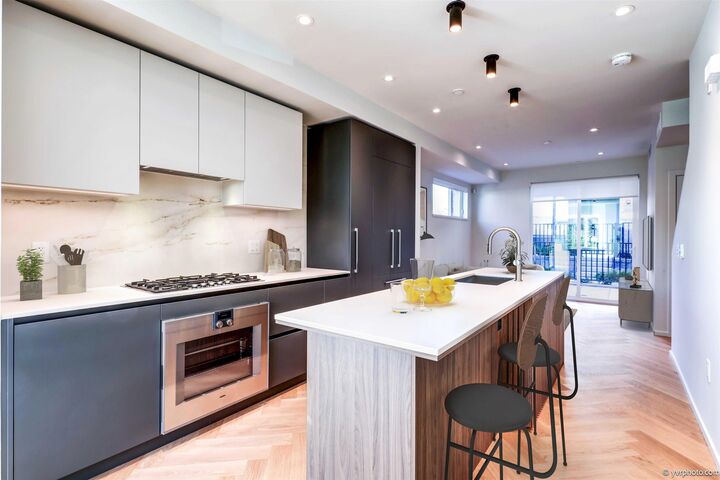 Property Photo: 815 W 49th Avenue 185 BC V5Z 2S6