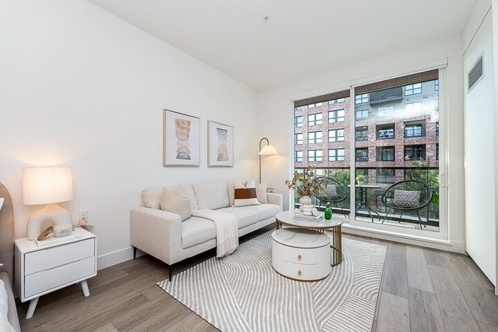 422 Lakewood Drive 203 — photo 1