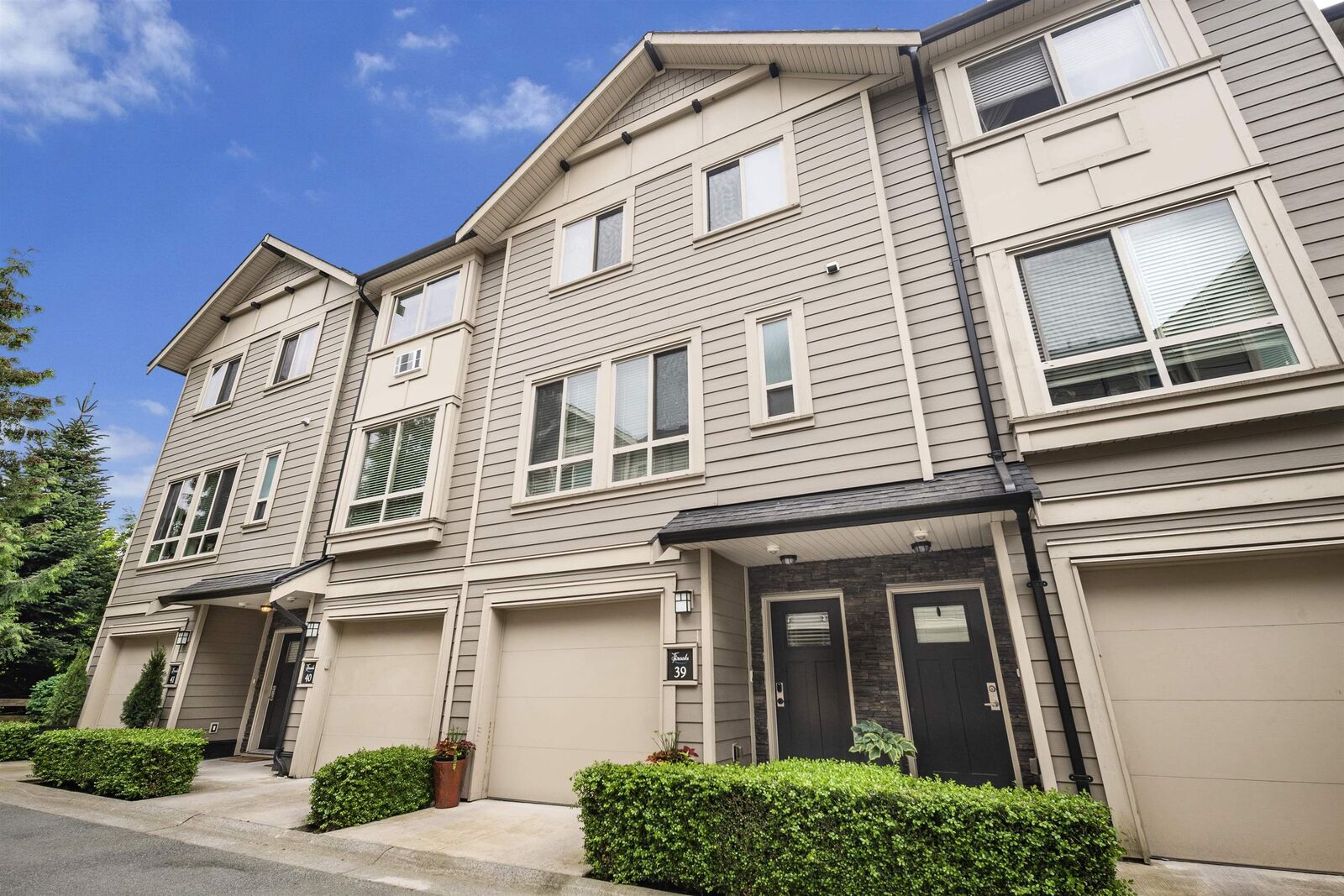 Property Photo:  19913 70 Avenue 39  BC V2Y 0S9 