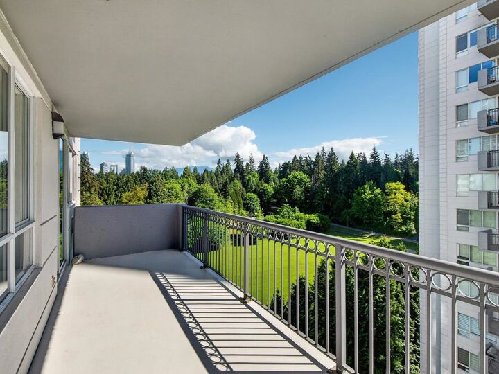 Property Photo: 551 Austin Avenue 1102 BC V3K 6R7