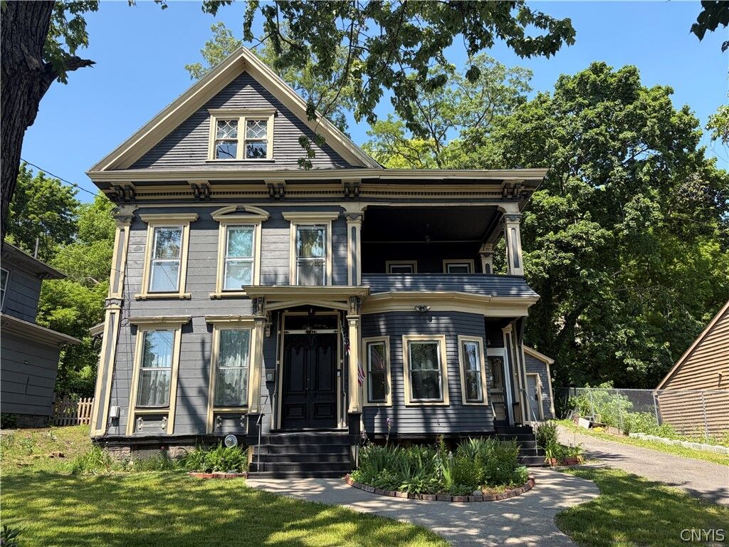 Property Photo: 612 Lodi Street NY 13203