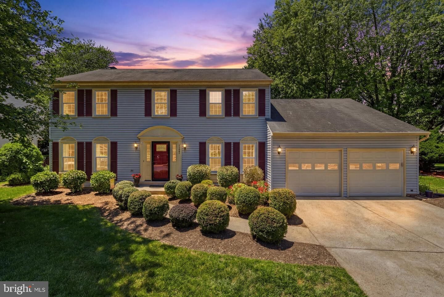 Property Photo:  13607 White Barn Lane  VA 20171 