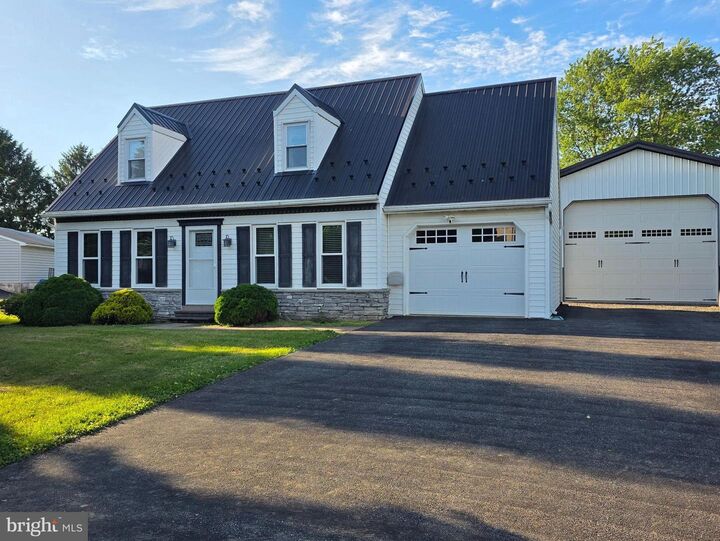 Property Photo:  50 Hartwicke Drive  PA 17566 