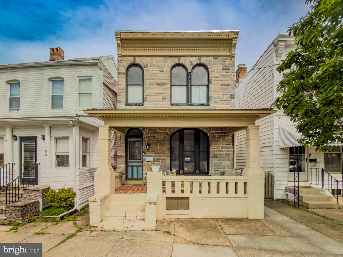 Property Photo:  706 N Market Street  MD 21701 