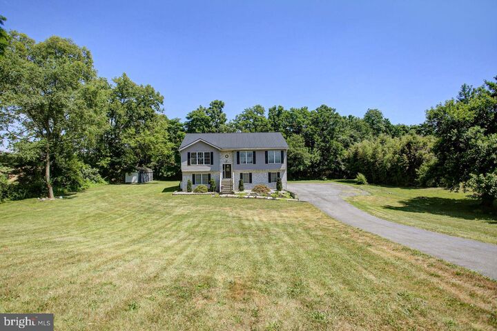 Property Photo:  8333 Buchanan Trail W  PA 17236 