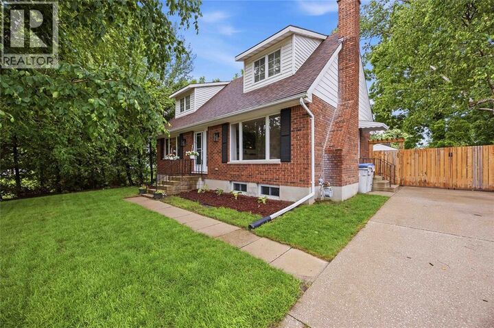 Property Photo: 26 Arthur Street ON N0N 1J0