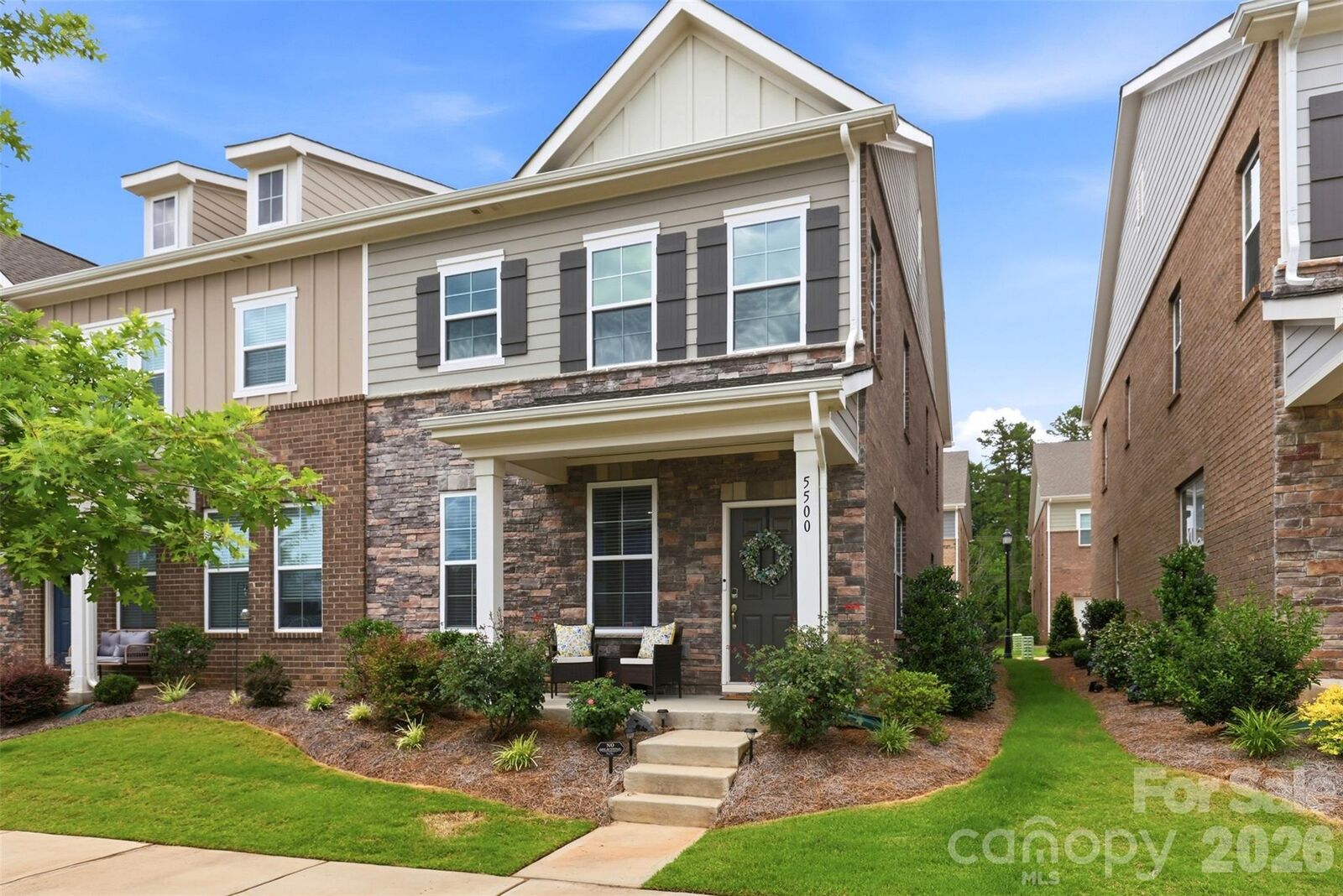 Property Photo:  5500 Kinsbridge Drive  NC 28227 