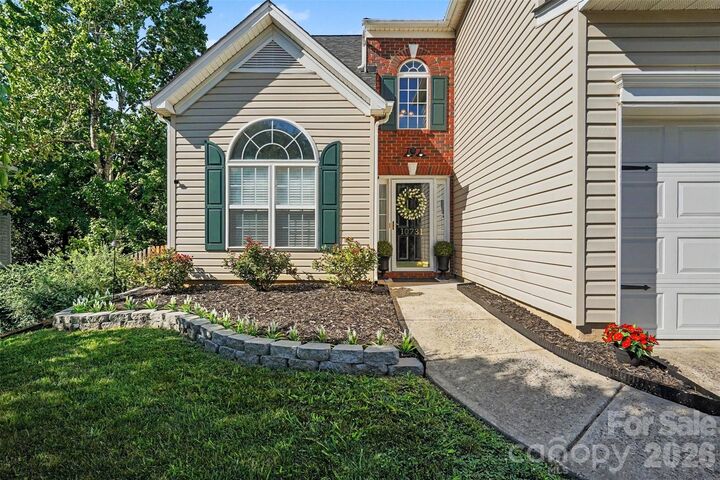 Property Photo:  10731 Northgate Trail Drive  NC 28215 