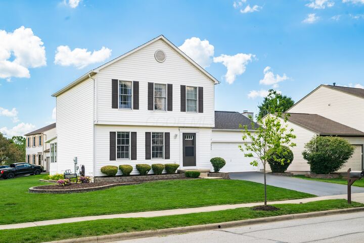 Property Photo:  2311 Glencroft Drive  OH 43026 