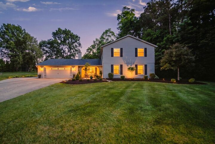 Property Photo: 1186 Royal Oak Court OH 44906