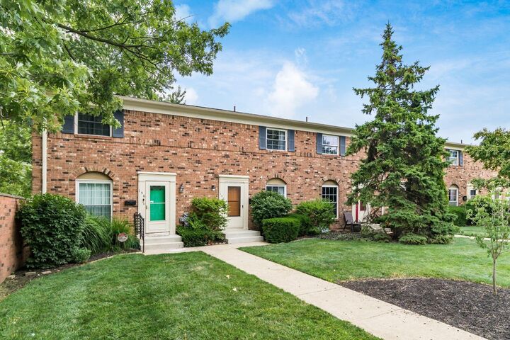 Property Photo:  148 Tarryton W Court  OH 43228 