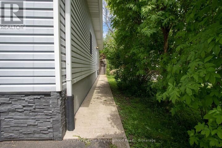 Property Photo: 104 Dominion Road Basement ON L2A 1E8