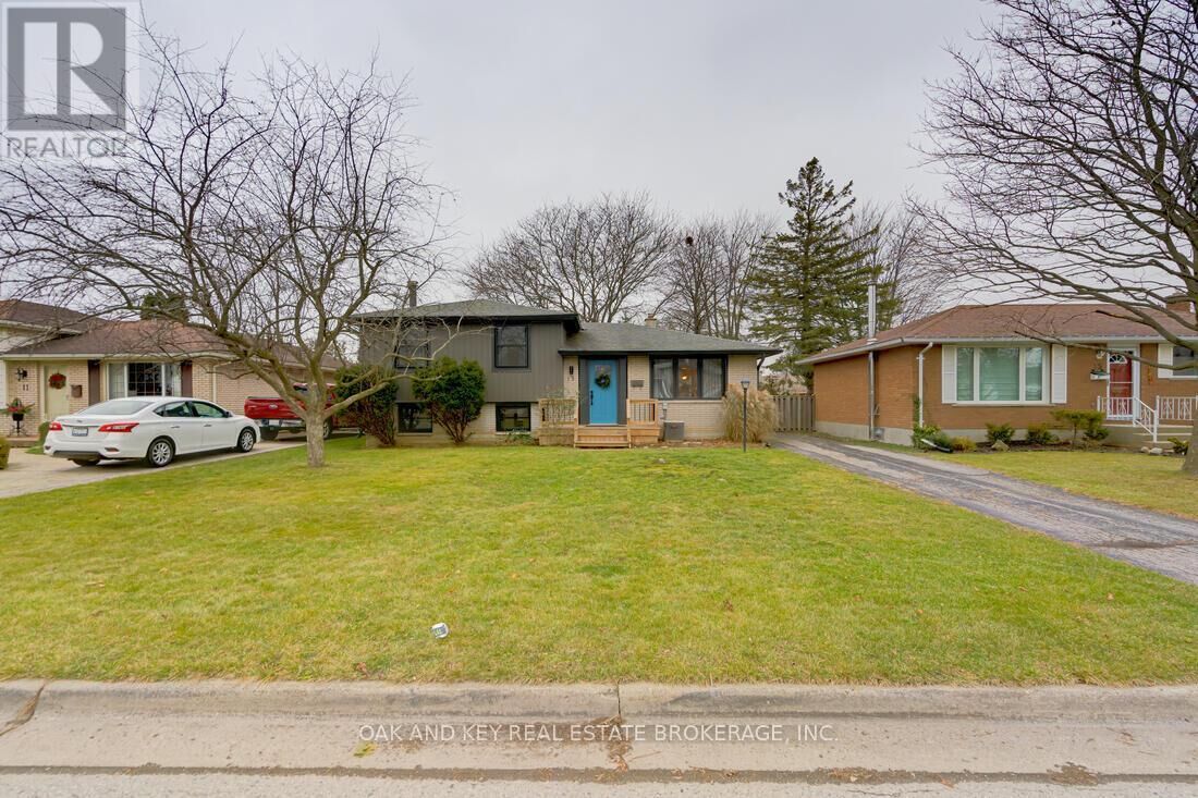 Property Photo:  13 Dunwich Drive  ON N5R 4T7 