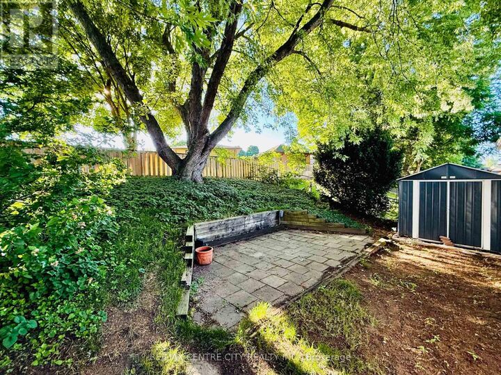 Property Photo:  228 Pochard Lane  ON N5W 5Z3 