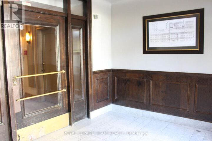 Property Photo:  612 Bank Street 14  ON K1S 3T6 