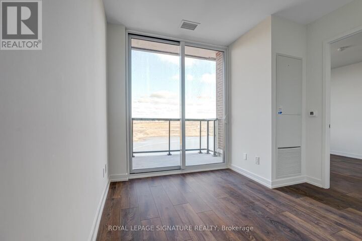 Property Photo:  3100 Keele Street 909  ON M3M 2H4 