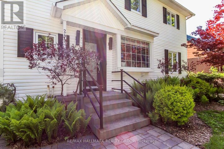 Property Photo:  244 Greensway Avenue  ON K1L 7V4 