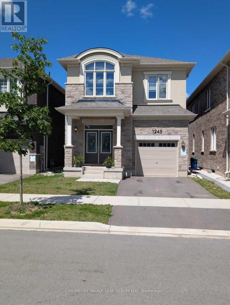 Property Photo:  1245 Muskoka Heights  ON L9E 1Z1 