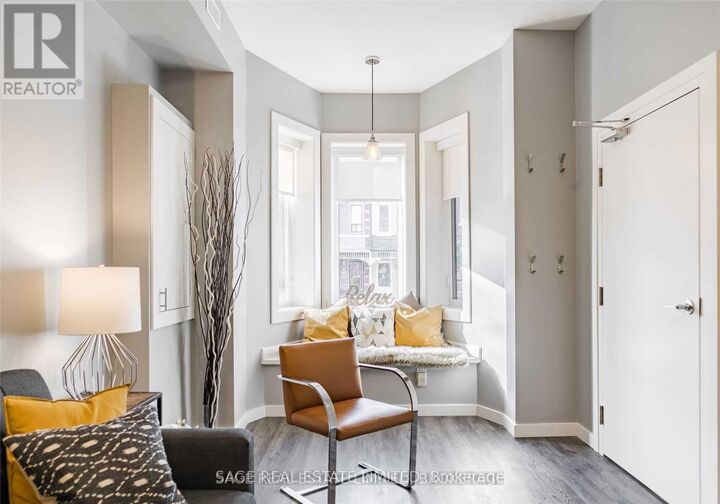 Property Photo: 247 Lisgar Street ON M6J 3G8