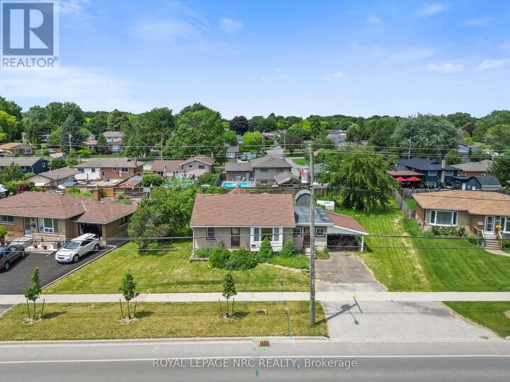 Property Photo:  267 Lakeshore Road  ON L2M 1R9 