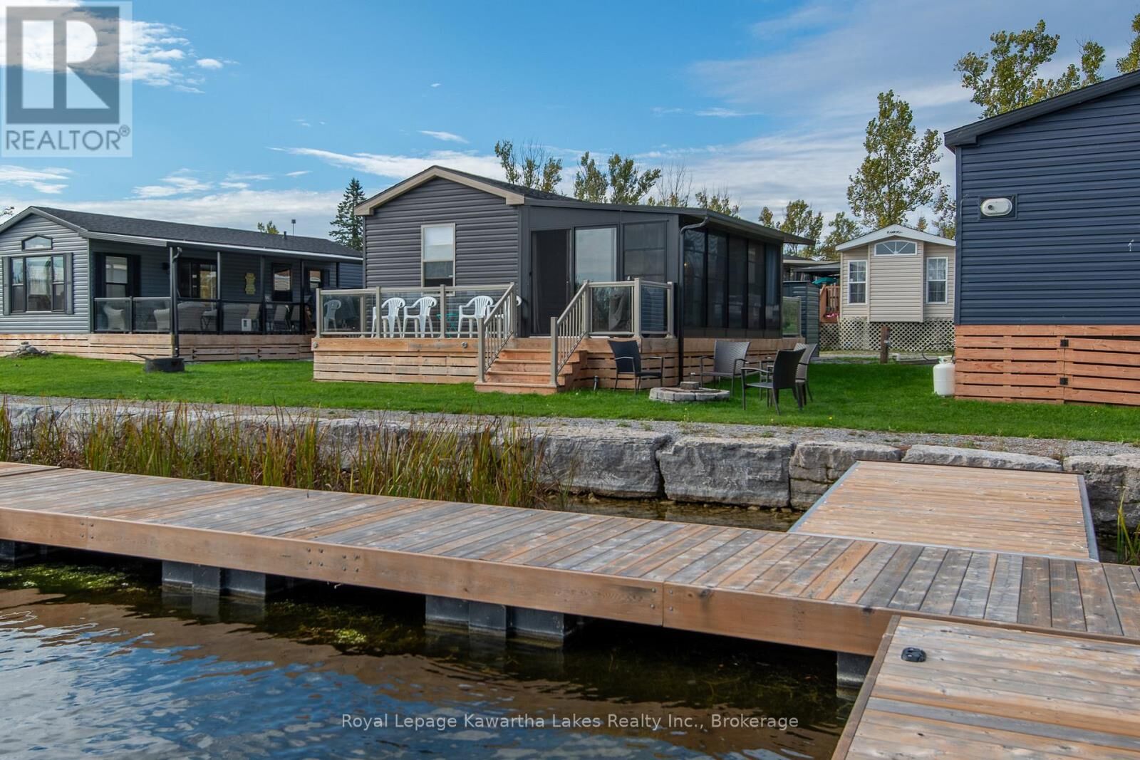 Property Photo:  657 Thunder Bridge Road W21  ON K9V 4R1 
