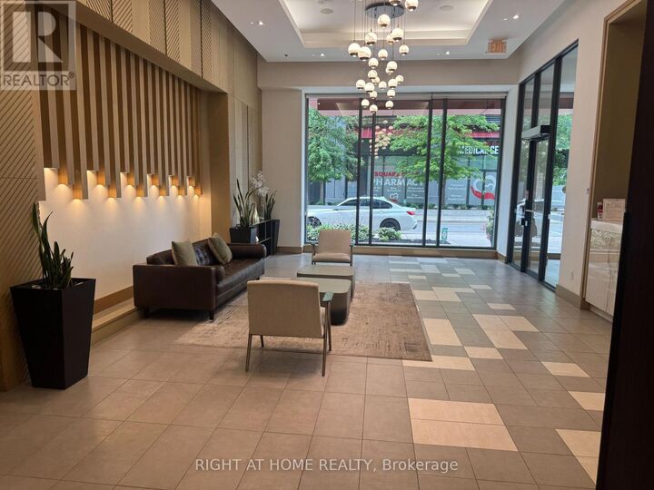 Property Photo: 4099 Brickstone Mews 708 ON L5B 0G2