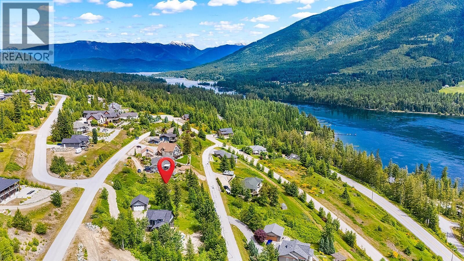 Property Photo:  6755 Eagleview Lane  BC V1L 6W6 