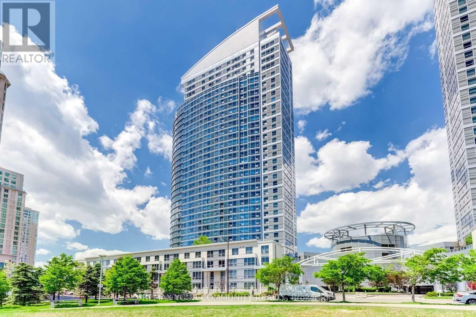 Property Photo:  36 Lee Centre Drive 1206  ON M1H 3K2 