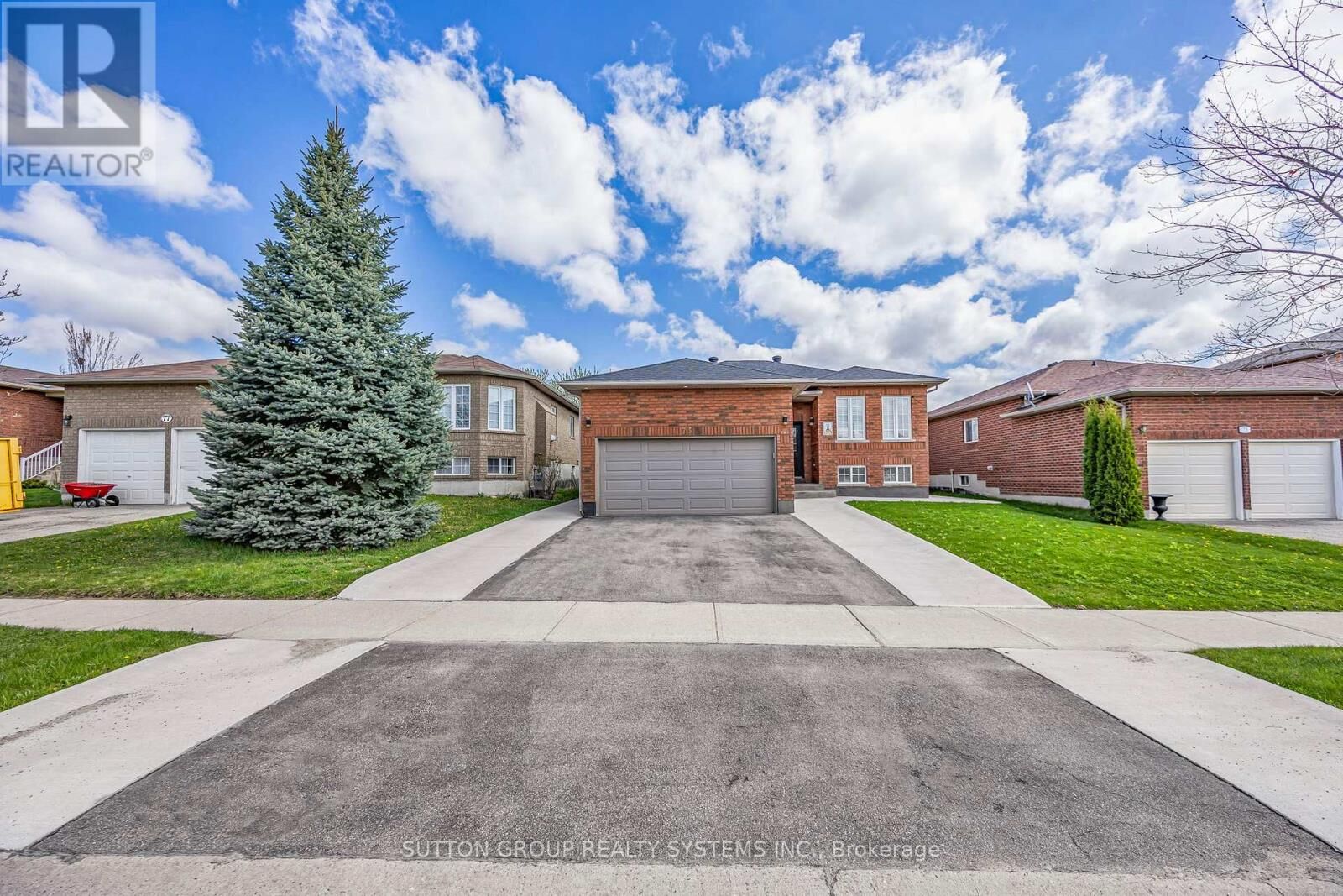 Property Photo:  75 Coleman Drive  ON L4N 0P1 