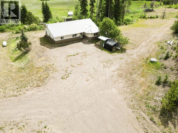 Property Photo:  39469 Colleymount Road  BC V0J 1E2 