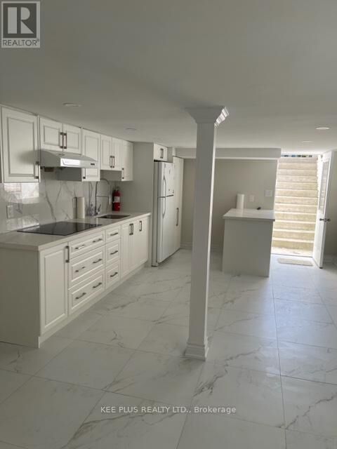 Property Photo:  38 Cliffside Drive  ON M1N 1L3 