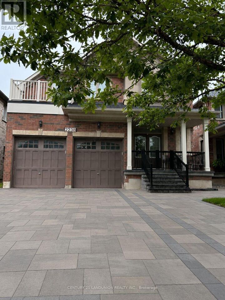 Property Photo:  2238 Gladacres Lane  ON L6M 0G3 