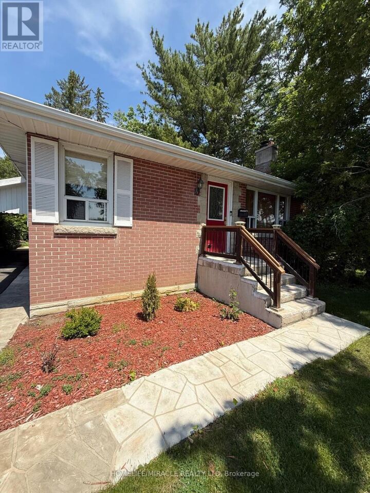 Property Photo:  88 Crestview Avenue  ON K8N 1W9 