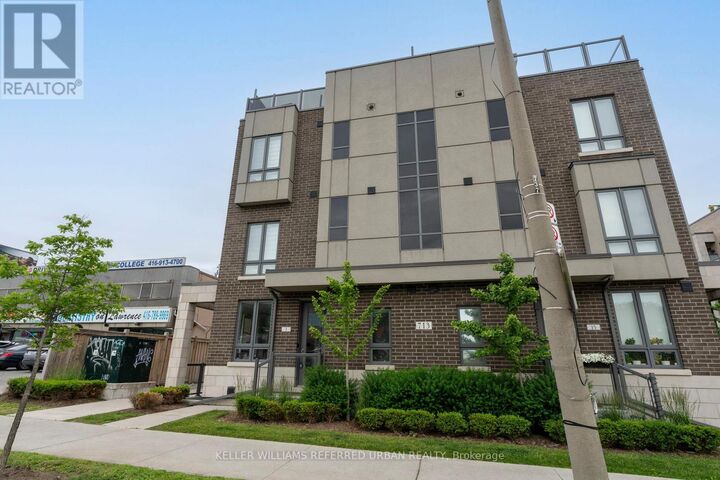 Property Photo: 713 Lawrence Avenue West 1 ON M6A 1B4