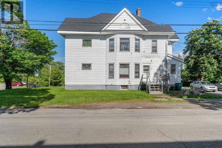 Property Photo:  105 Park Street  NS B0K 1S0 