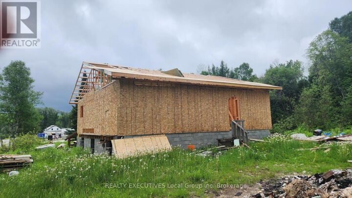 Property Photo:  8406 Highway 63  ON P1B 8G4 
