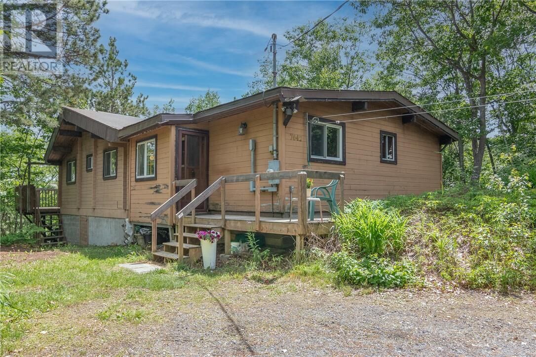Property Photo:  7042 Tilton Lake Road  ON P3G 1L7 