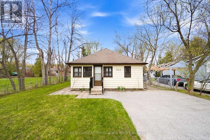 Property Photo:  706 Chestnut Street  ON L9S 2H8 