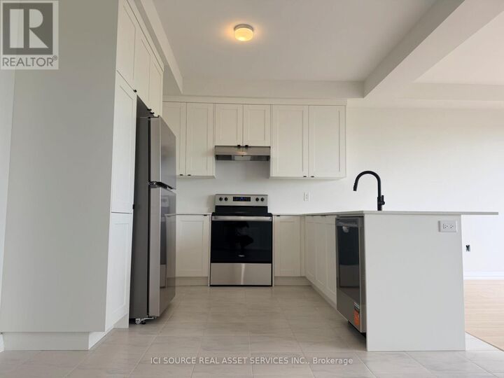 Property Photo:  220 Hook Drive  ON L4S 2P3 