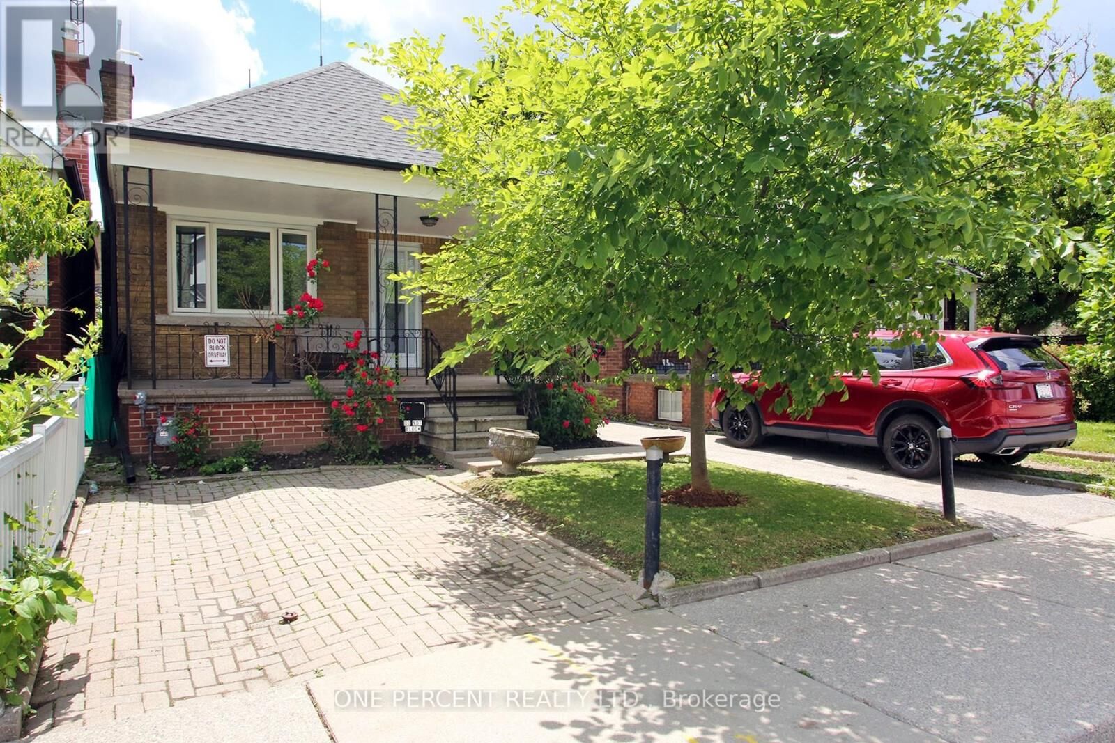 Property Photo:  227 Livingstone Avenue  ON M6E 2M3 
