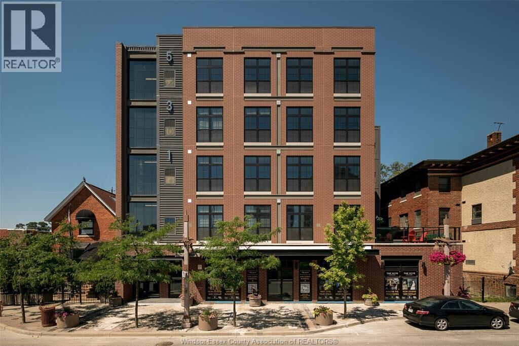 Property Photo:  531 Pelissier Street 206  ON N9A 4L2 