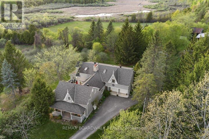 Property Photo:  2464 Scrivens Drive  ON K0A 2P0 