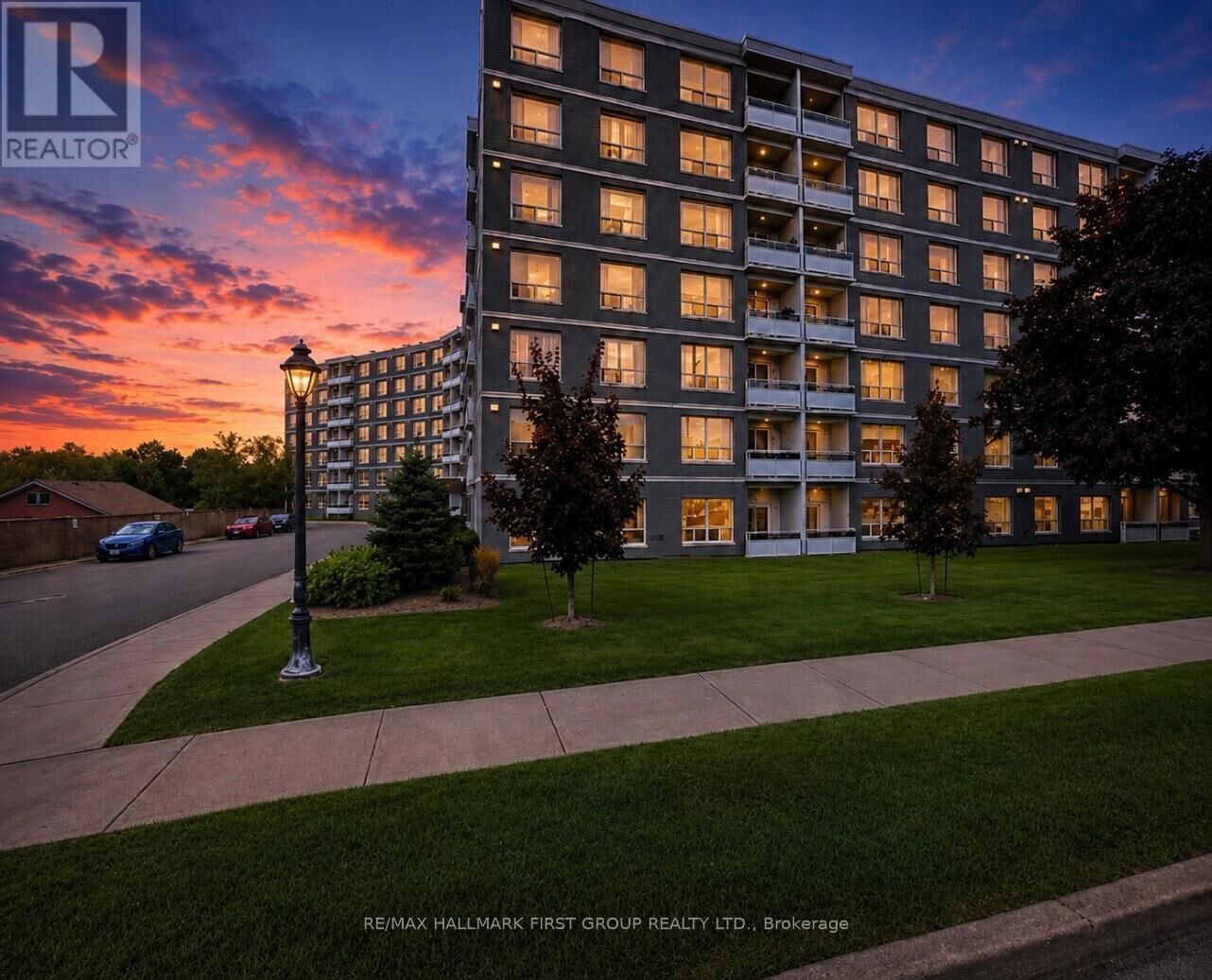 Property Photo:  145 Liberty Street South 703  ON L1C 4K5 