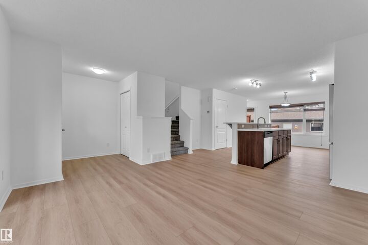 Property Photo:  2143 32 Street NW  AB T6T 0J9 