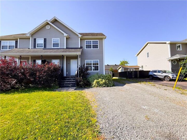 146 Ivy Road — photo 1