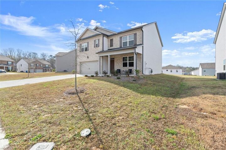 Property Photo: 2712 Serena Way GA 30331